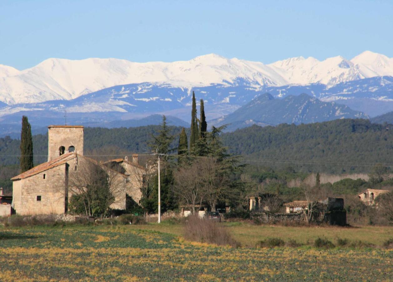 Can Canals y el amor Rectoria de Dosquers Maià de Montcal Exterior foto
